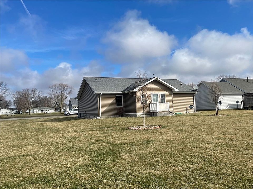 719 W Maple St, Hoopeston, IL 60942 Zillow