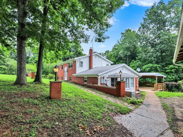 6810 N Showers Rd, Bloomington, IN 47408