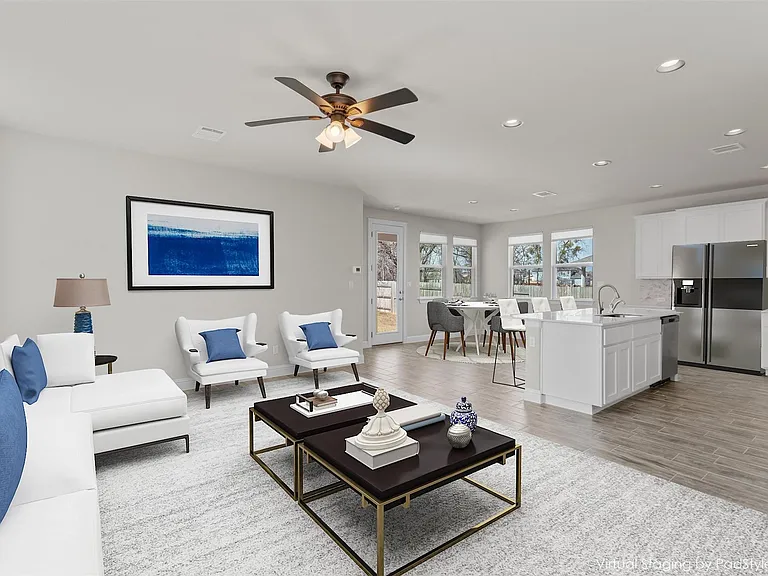 205 Riverhill Cv — Photo 2