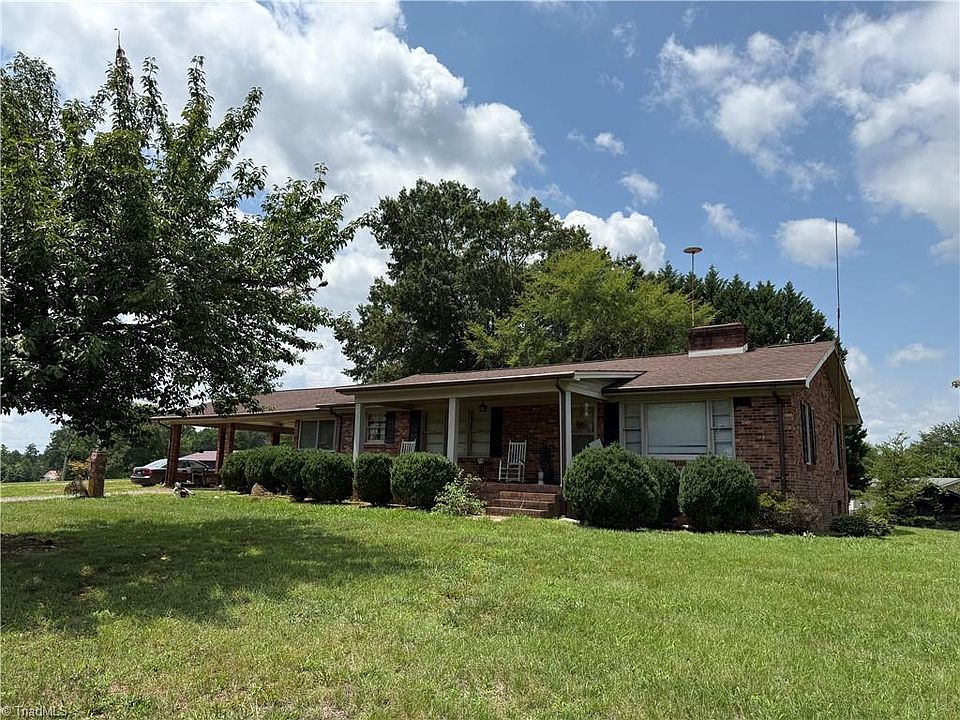 1st image of 2329 Reynolds Rd