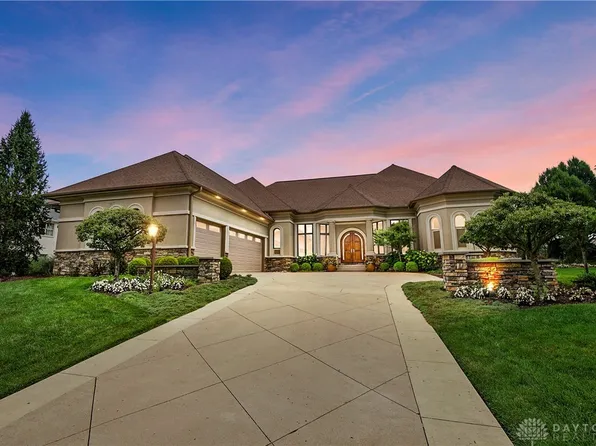 158 Castle Pine Ct, Beavercreek Township, OH 45385