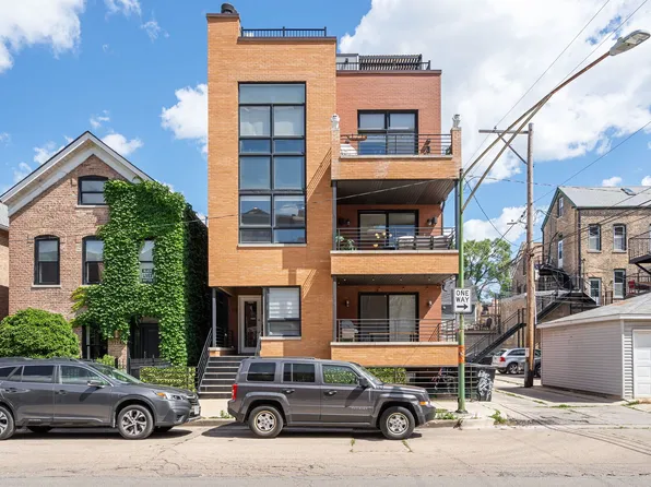 1712 W Beach Ave #2, Chicago, IL 60622