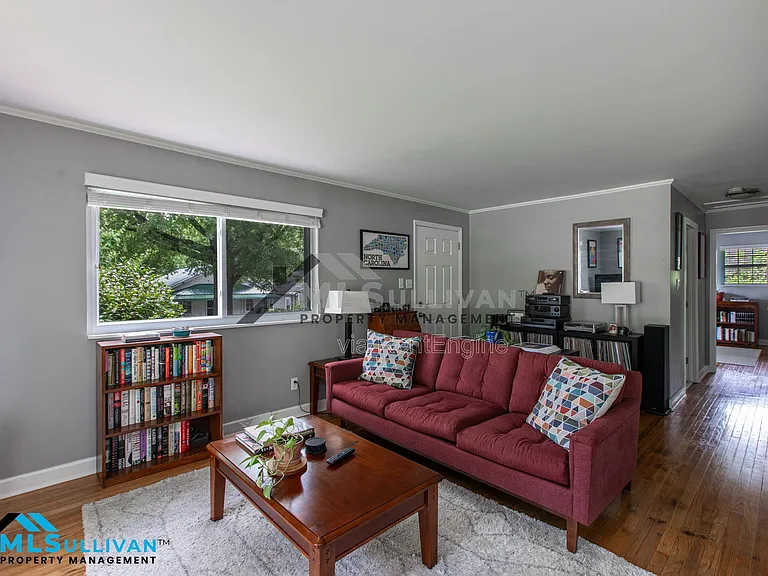 1021 Sedgefield St — Photo 7