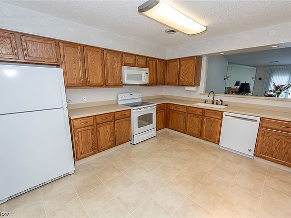 4th image of 1784 Bent Bow Dr
