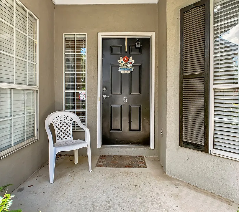 5 Thornbury