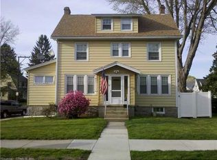 155 Vauxhall St, New London, CT 06320