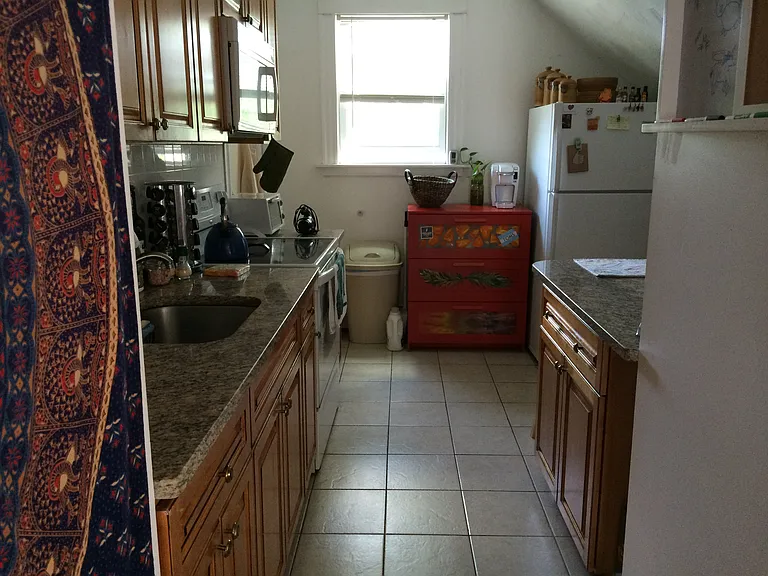 306 Bay View Ave #1 — Photo 3