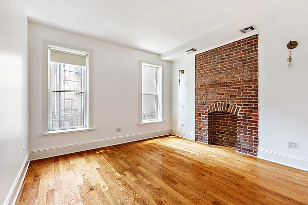 Rented by Compass | media 6