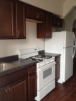 4th image of 3045 W Cortland St APT 3R