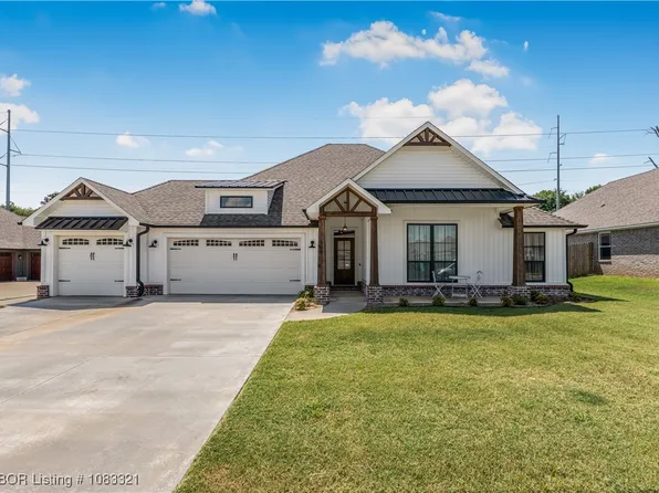 528 Aster St, Van Buren, AR 72956
