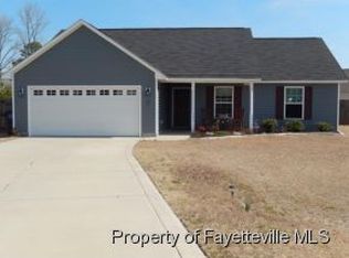 536 Driftwood Ln, Raeford, NC 28376