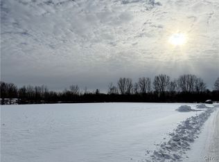 Trask Ln #22, Phoenix, NY 13135