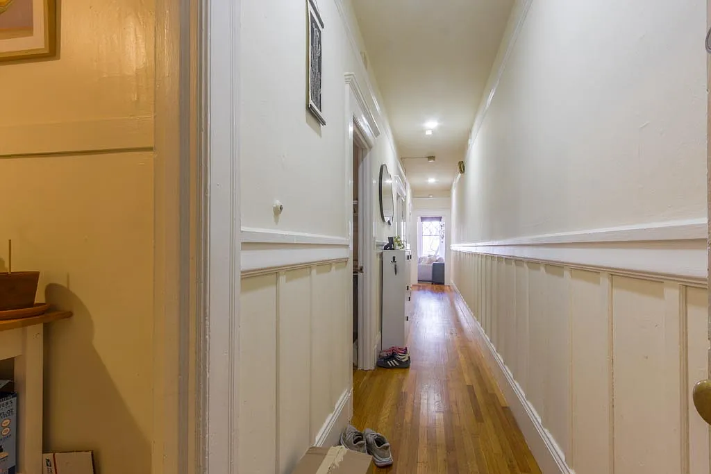 2 bed, 1000 sqft, $4,700 — Photo 2