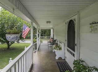 216 S 8th St, Easley, SC 29640