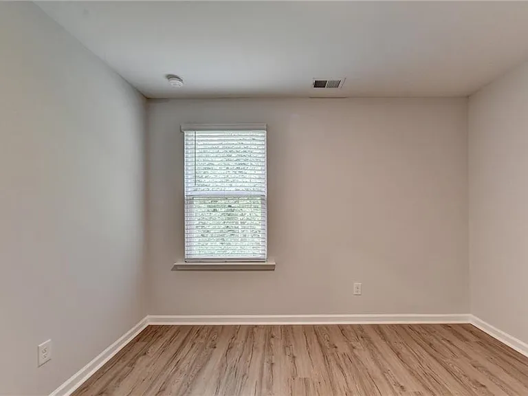 175 Grey Falcon Ave — Photo 42