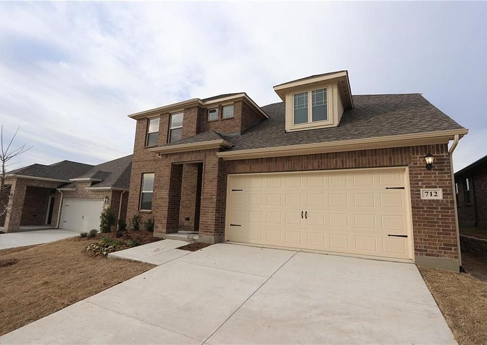 1st image of 712 Monarch Ln