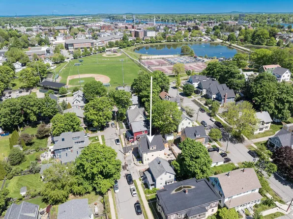57 Sherburne Avenue, Portsmouth, NH 03801