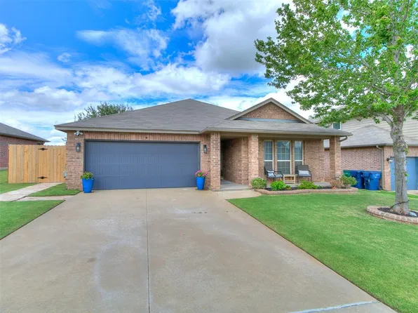 11233 NW 97th St, Yukon, OK 73099