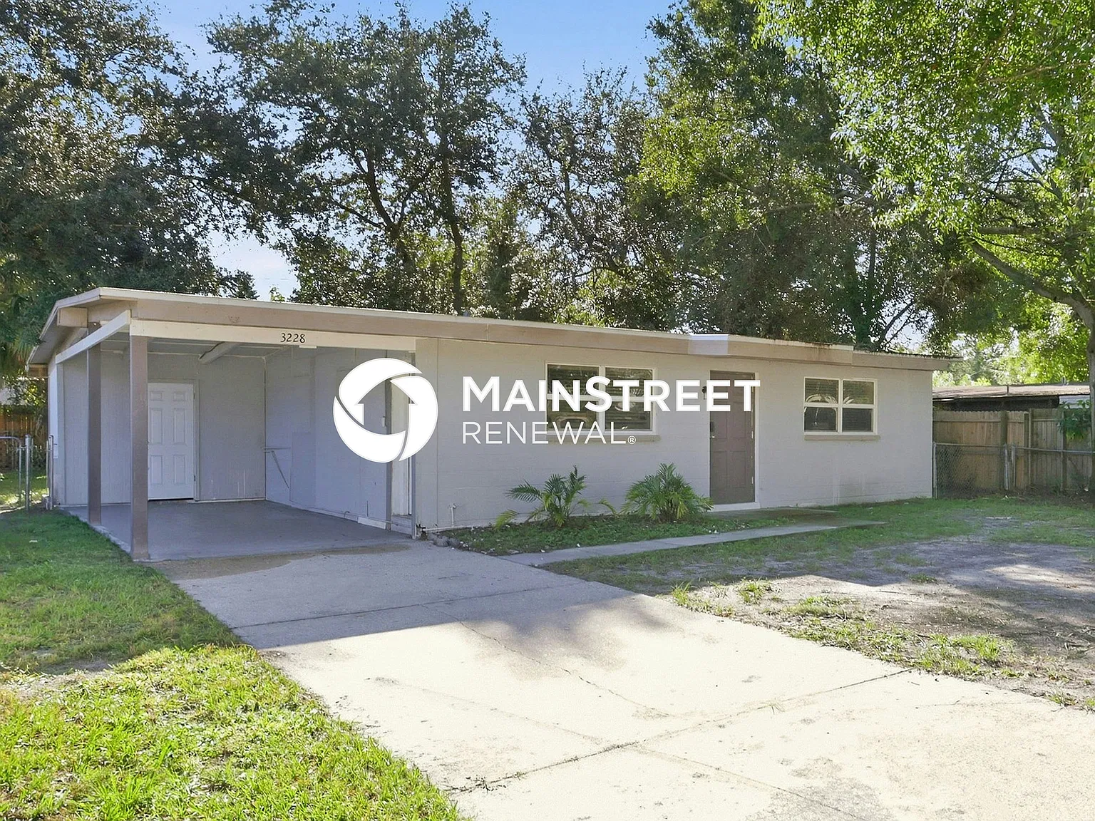 3228 Clifford Sample Dr — Photo 2