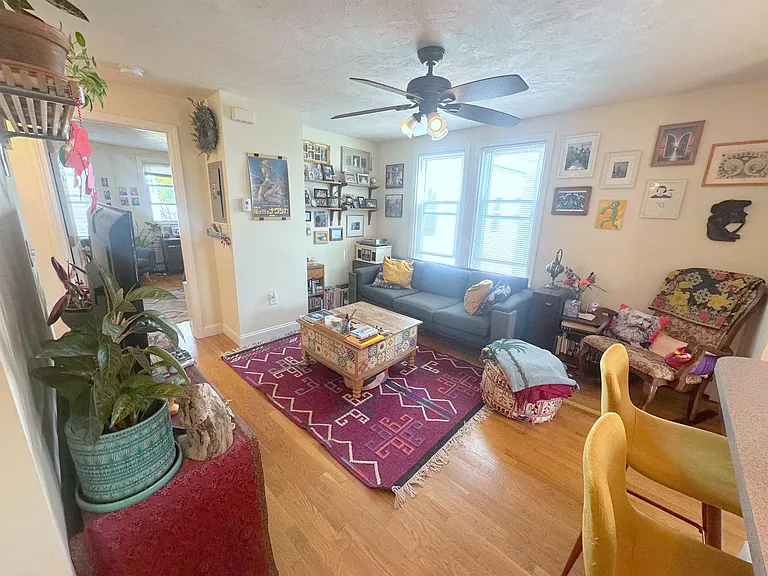 397 Columbia St — Photo 1