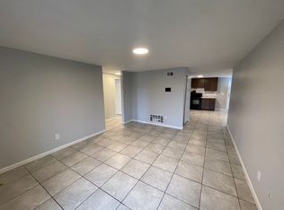 547 Fox Ridge St, Columbus, OH 43228