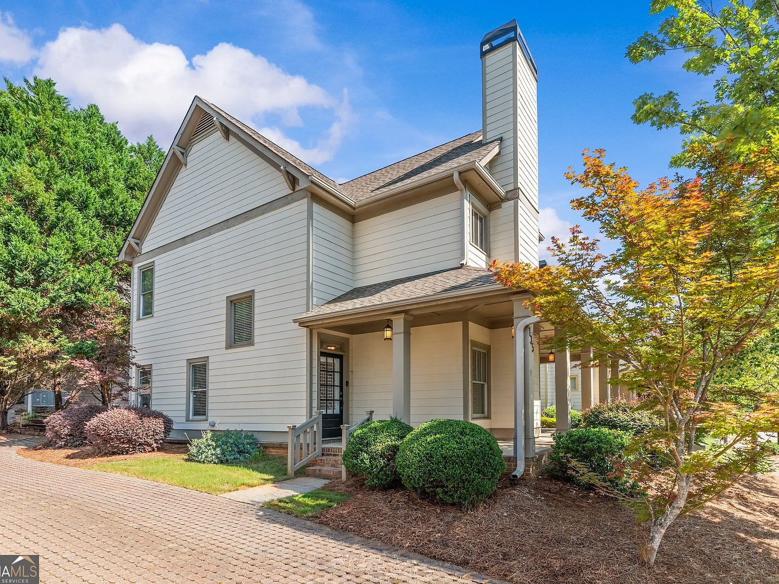 4 bed, 2.5 bath, 1765 sqft, $2,500 — Photo 3