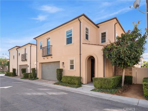 21869 Propello Dr, Santa Clarita, CA 91350