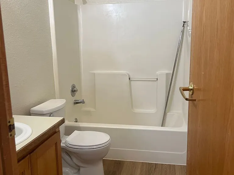 800 Crescent Way — Photo 6