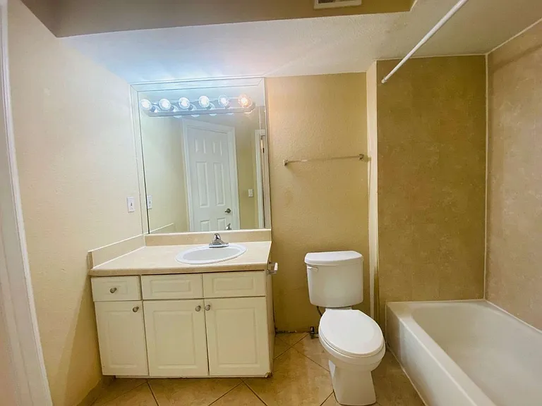 5737 Gatlin Ave #428 — Photo 13