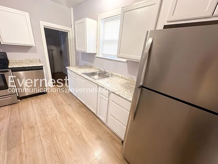 347 Maple Blvd — Photo 4
