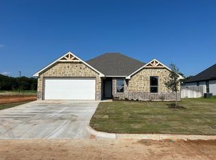 1113 Wild Rose Dr, Tolar, TX 76476