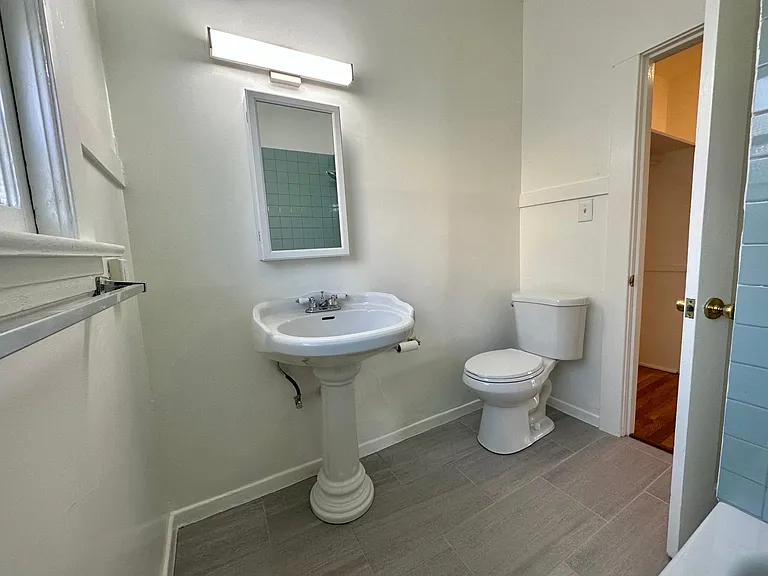 1569 Spruce St #5 — Photo 13