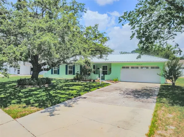 1022 Greenbriar Dr, Brandon, FL 33511