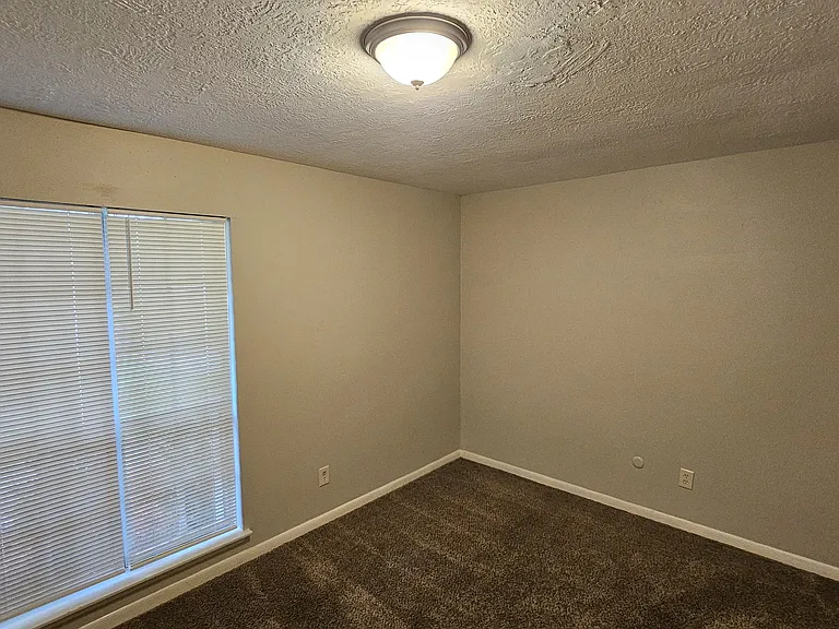 1404 Cactus St — Photo 15