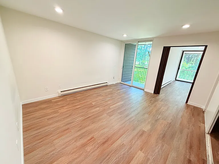 6355 137th Ave NE — Photo 3