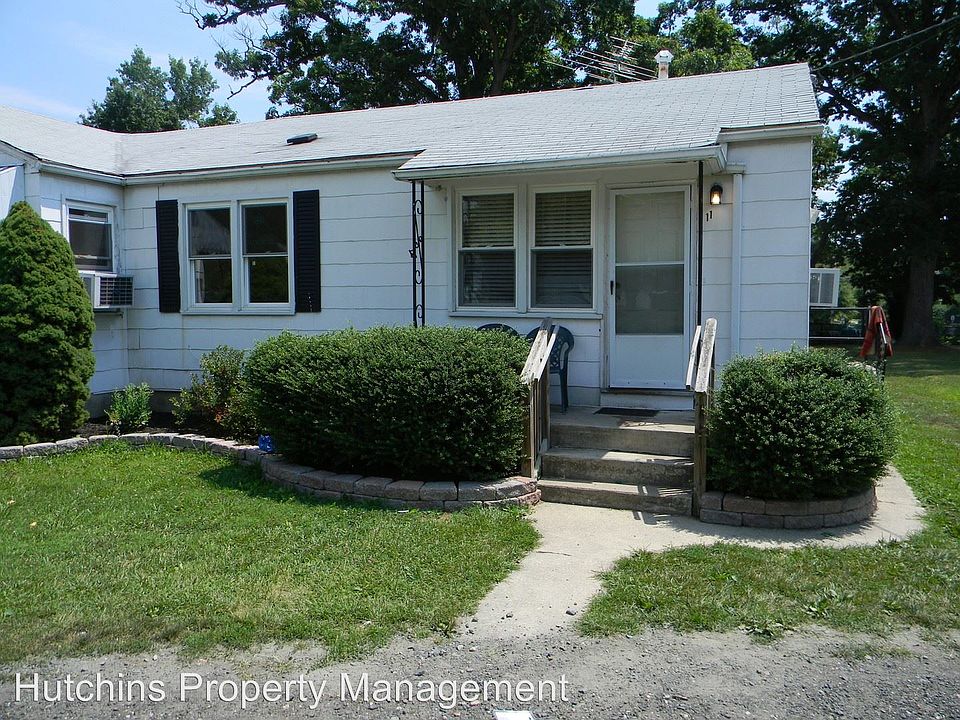 2nd image of 13 Carroll Ave