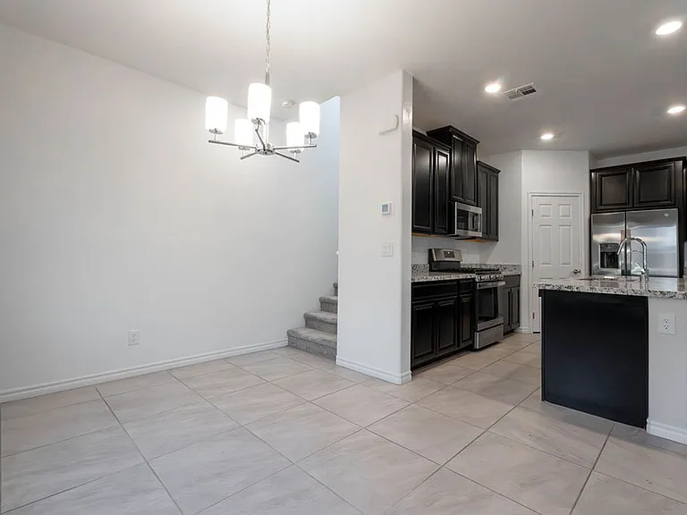 7126 Calvert Cliffs St — Photo 12