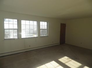 6 Tredwell Ave, Syosset, NY 11791