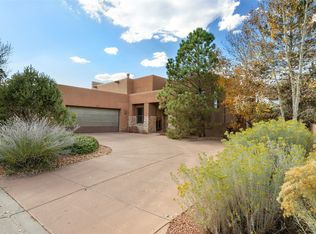 1628 Villa Strada, Santa Fe, NM 87506