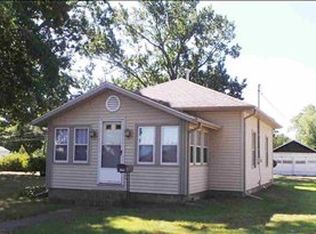 1415 Maple Row, Elkhart, IN 46514