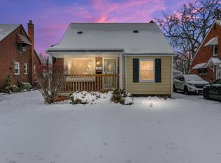 20005 Damman St, Harper Woods, MI