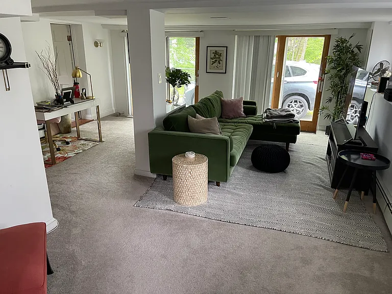 42 Lakeview Ave — Photo 6