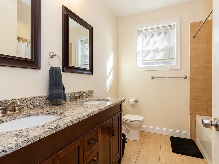 182 Calumet St #1 — Photo 4