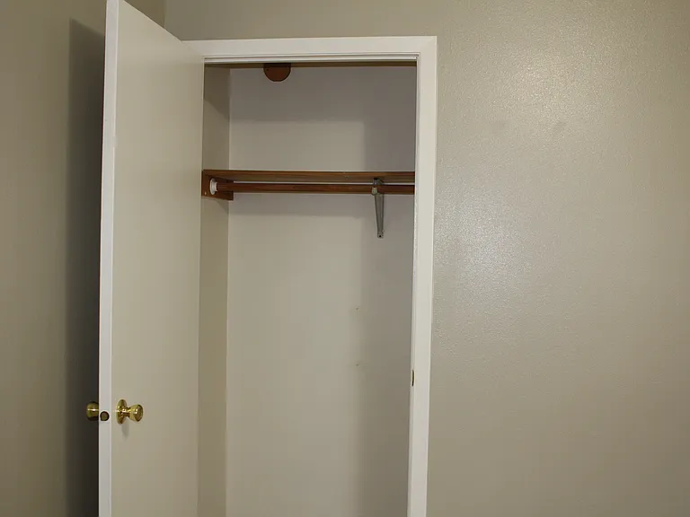 Apt 102 - 18_11192019