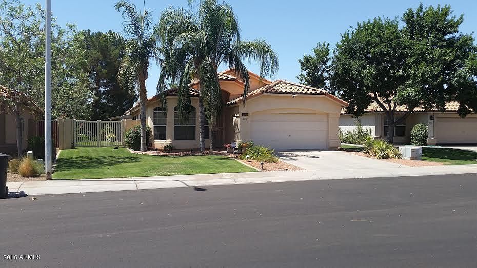 1st image of 1677 S Ash Dr