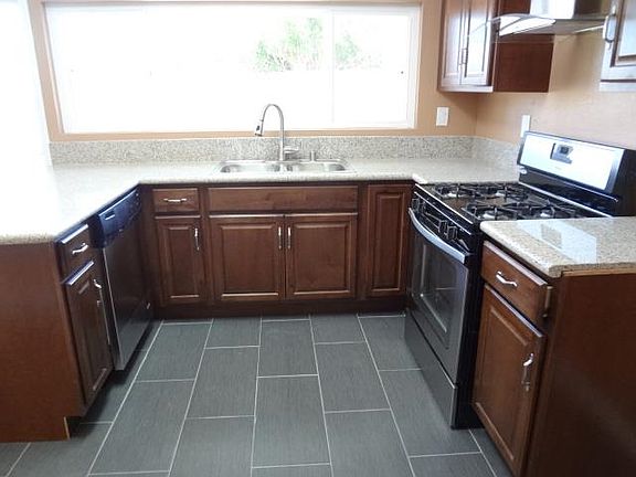 5th image of 4094 Coldwell Ln