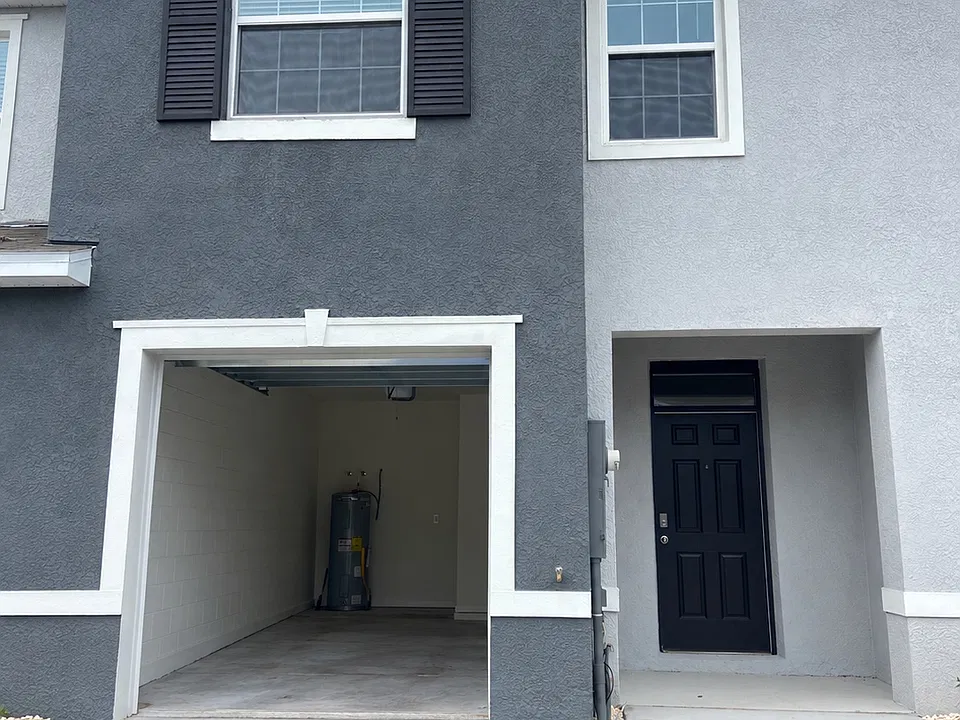 5246 Dragonfly Dr