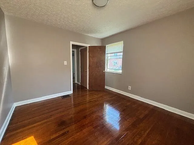 233 N James Rd #C — Photo 5