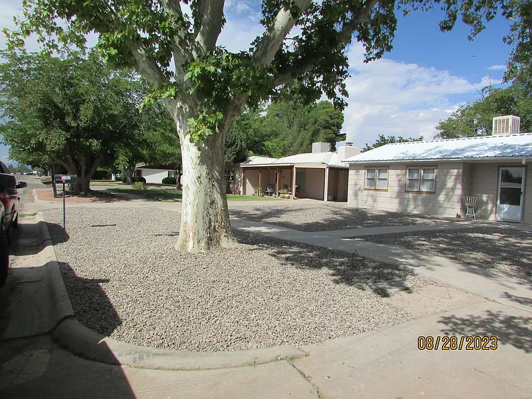 1103 S Platinum Ave — Photo 13