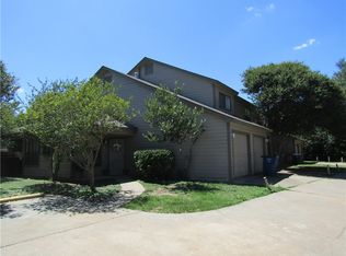 8910 Schick Rd APT B, Austin, TX 78729